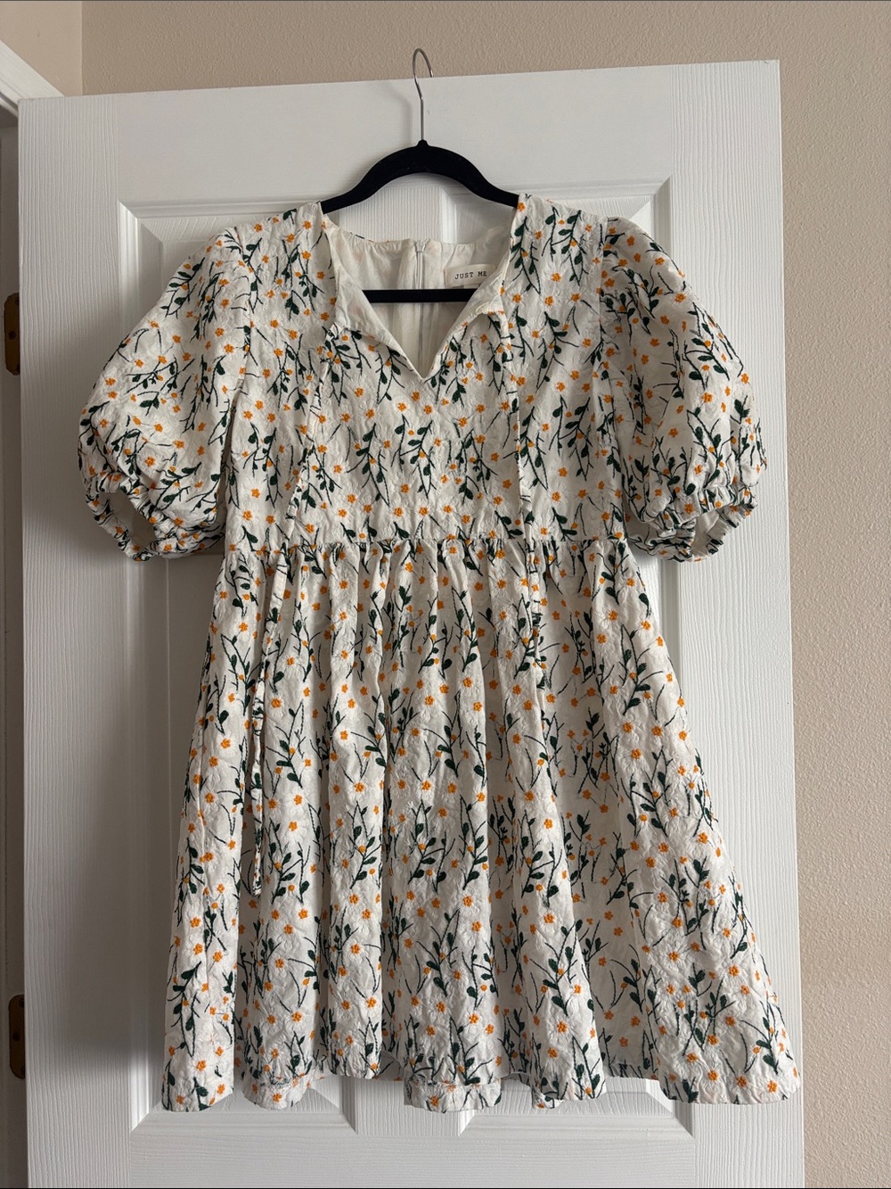 White Floral Puff-Sleeve Dress
